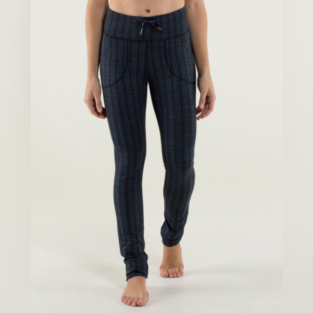 Lululemon straight leg 6 33.5” - Picture 13 of 15
